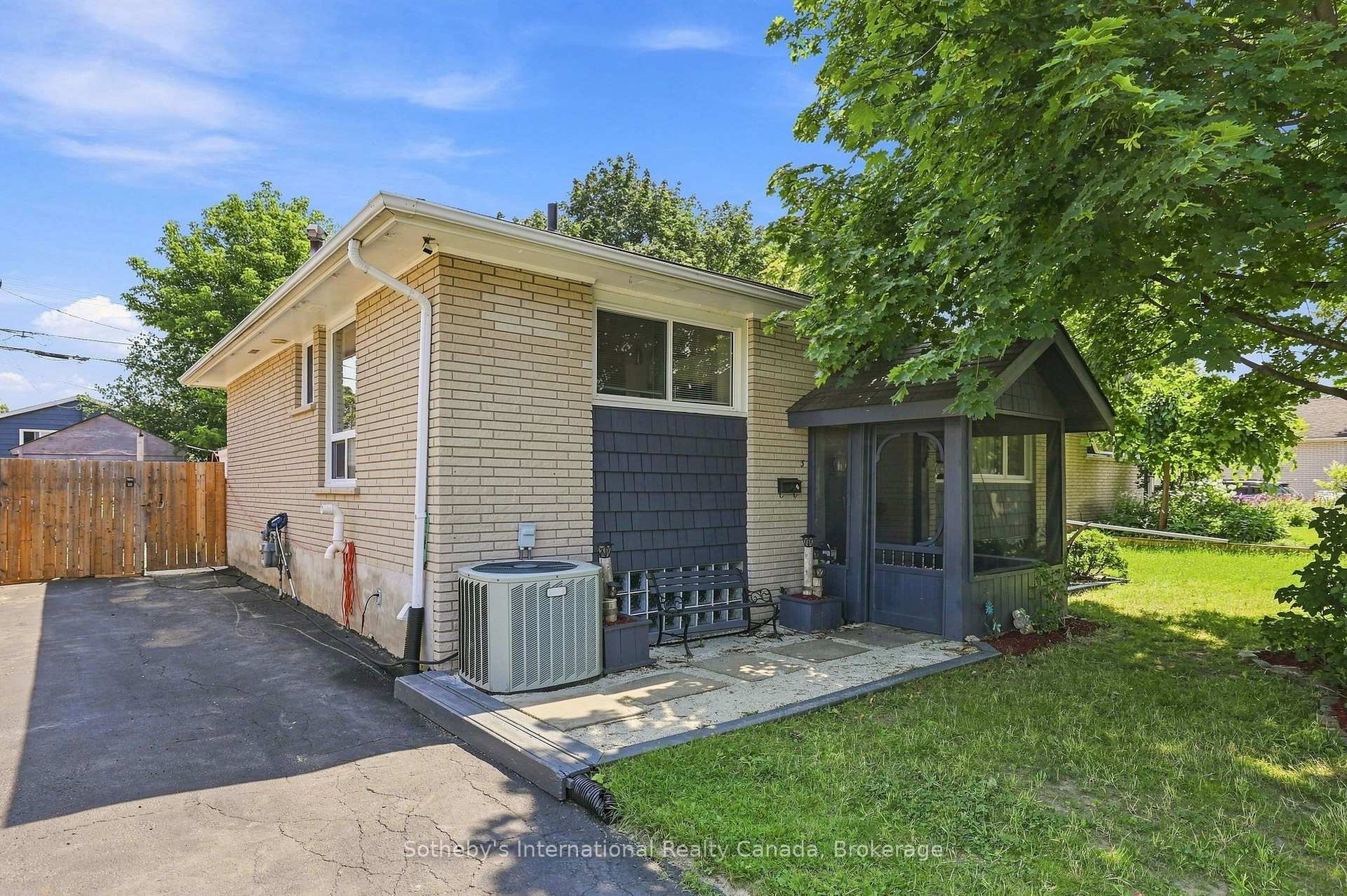 Photo 1 of 3 Dickson Road, Collingwood — HOMEH