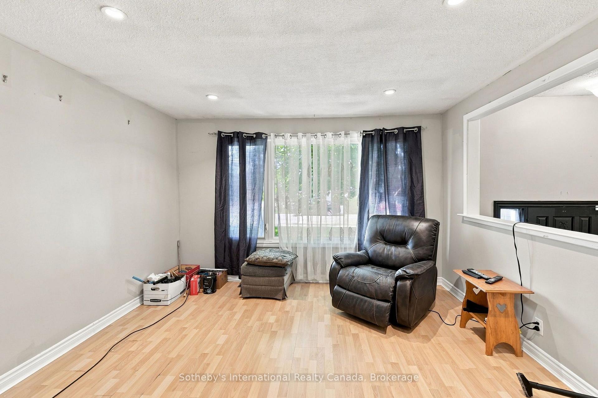 Photo 10 of 3 Dickson Road, Collingwood — HOMEH