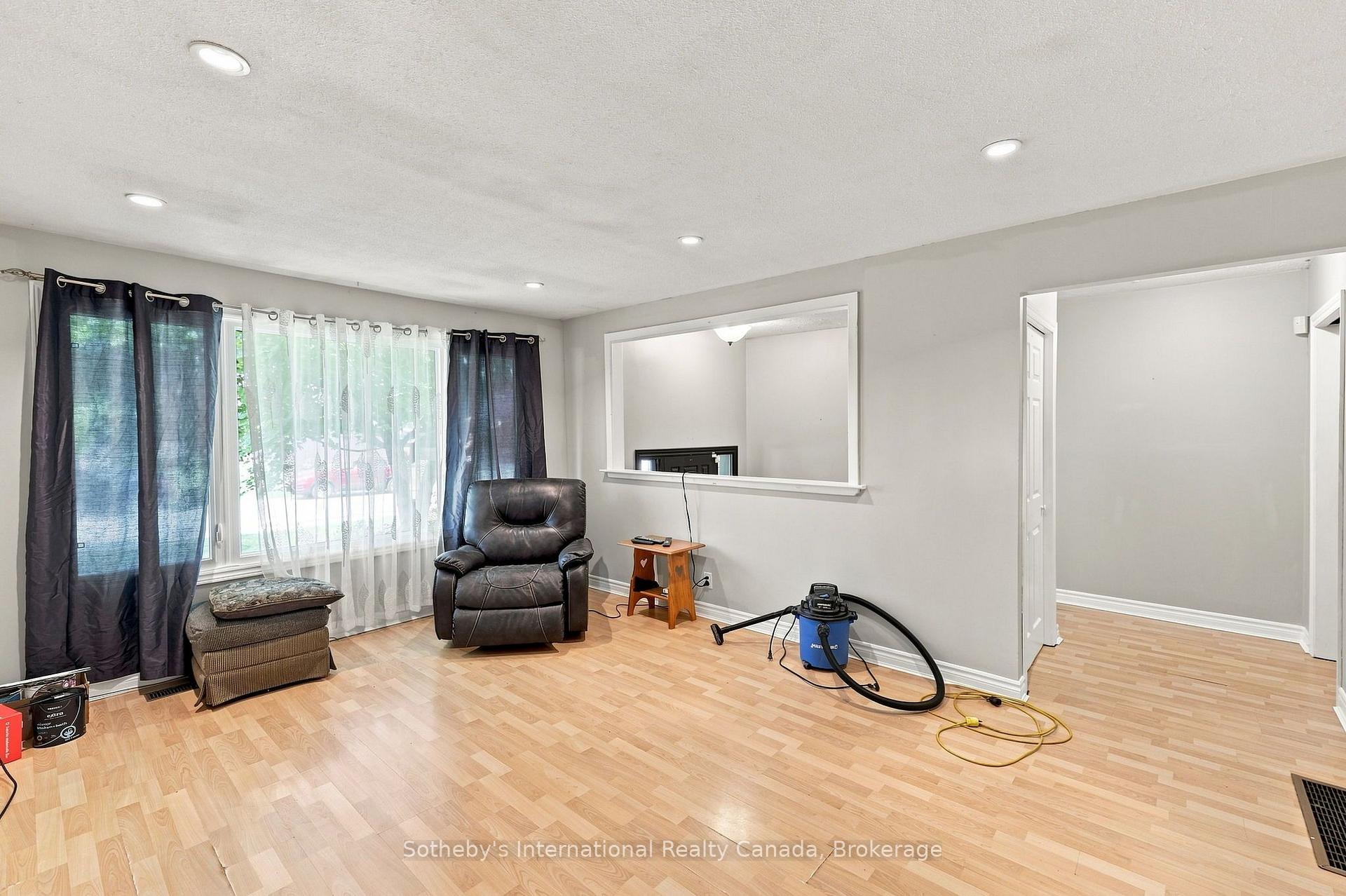 Photo 11 of 3 Dickson Road, Collingwood — HOMEH