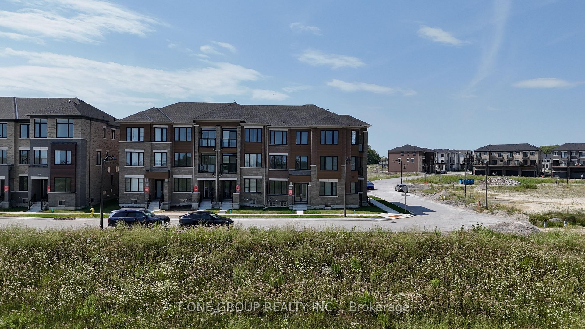 Photo 36 of 198 Markham Veterans Street, Markham, Cornell — HOMEH
