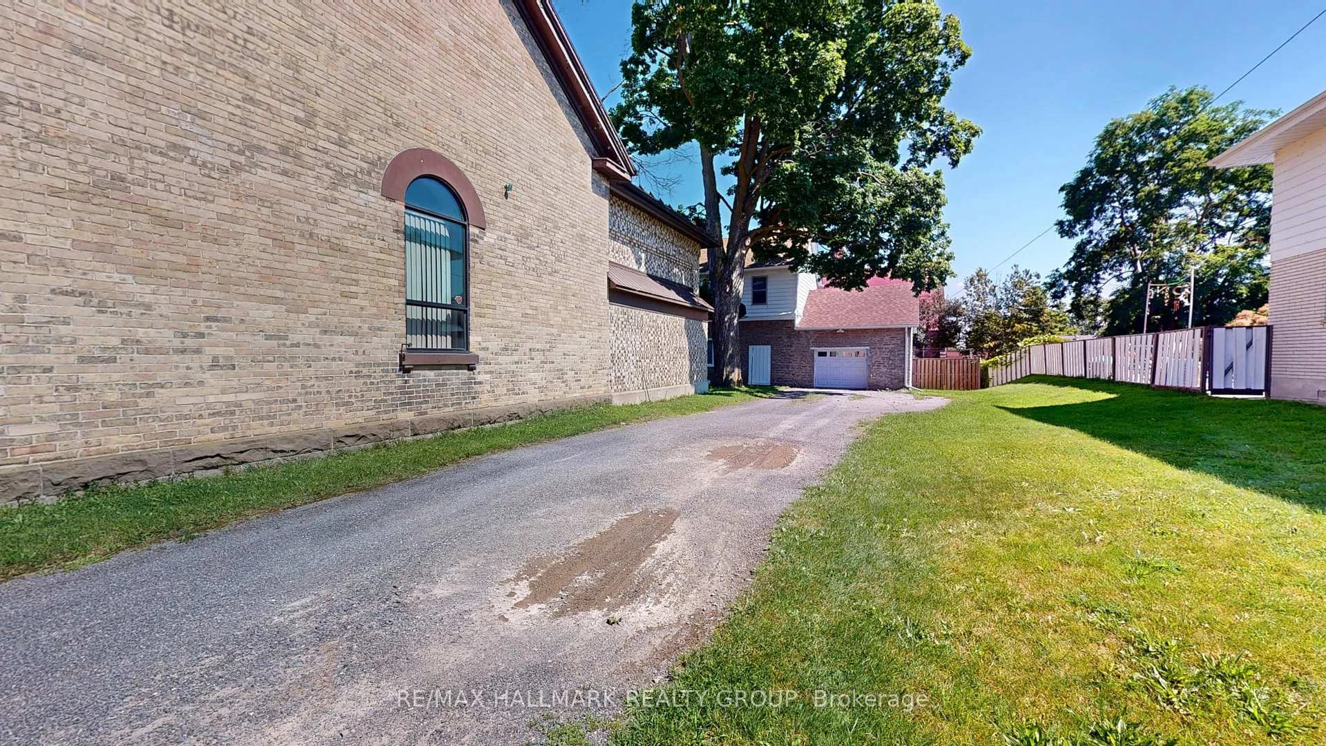 Photo 65 of 461 Centre Street N, Prescott, Prescott — HOMEH