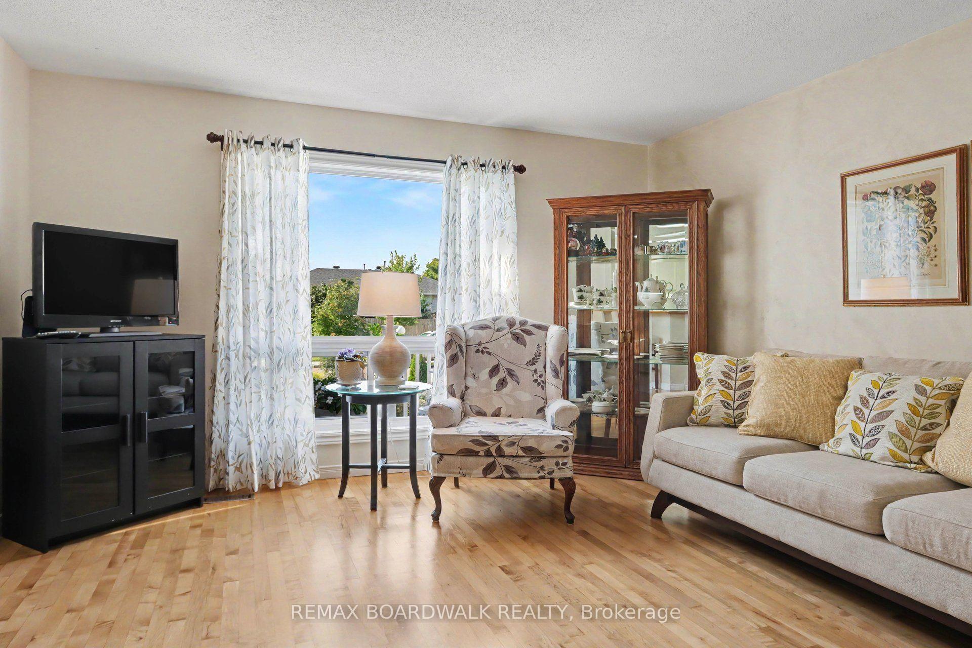 Photo 8 of 150 Hughes Street, Carleton Place, Carleton Place — HOMEH