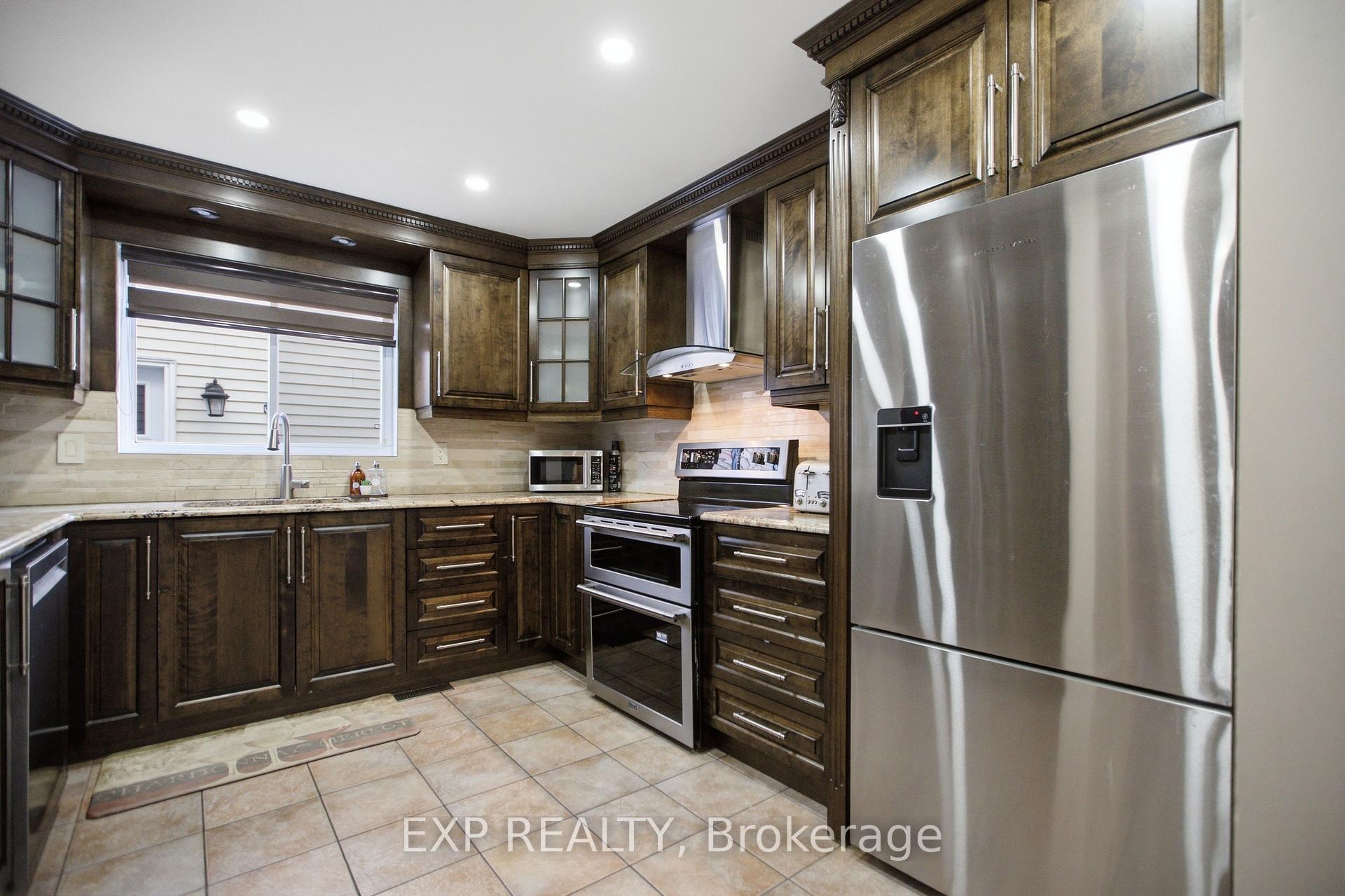 Photo 17 of 42 Valley Ridge Street, Ottawa, Borden Farm/Stewart Farm/Carleton Heights/Parkwood Hills — HOMEH