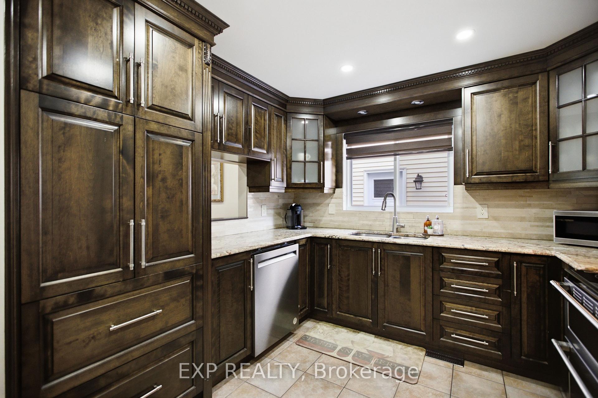 Photo 18 of 42 Valley Ridge Street, Ottawa, Borden Farm/Stewart Farm/Carleton Heights/Parkwood Hills — HOMEH