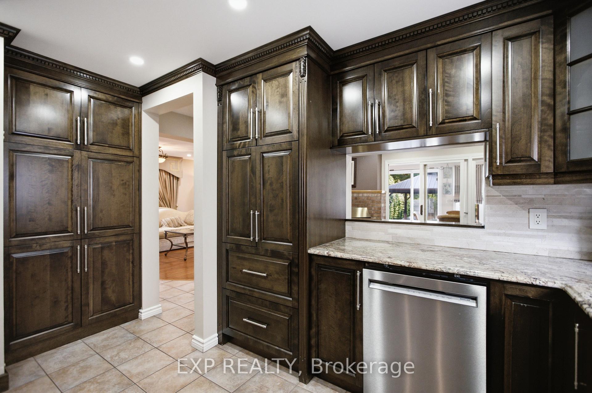 Photo 19 of 42 Valley Ridge Street, Ottawa, Borden Farm/Stewart Farm/Carleton Heights/Parkwood Hills — HOMEH