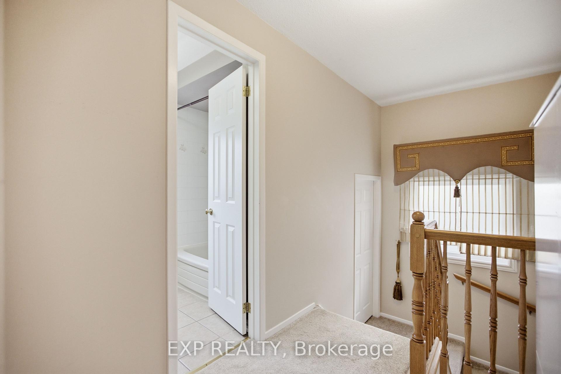 Photo 23 of 42 Valley Ridge Street, Ottawa, Borden Farm/Stewart Farm/Carleton Heights/Parkwood Hills — HOMEH