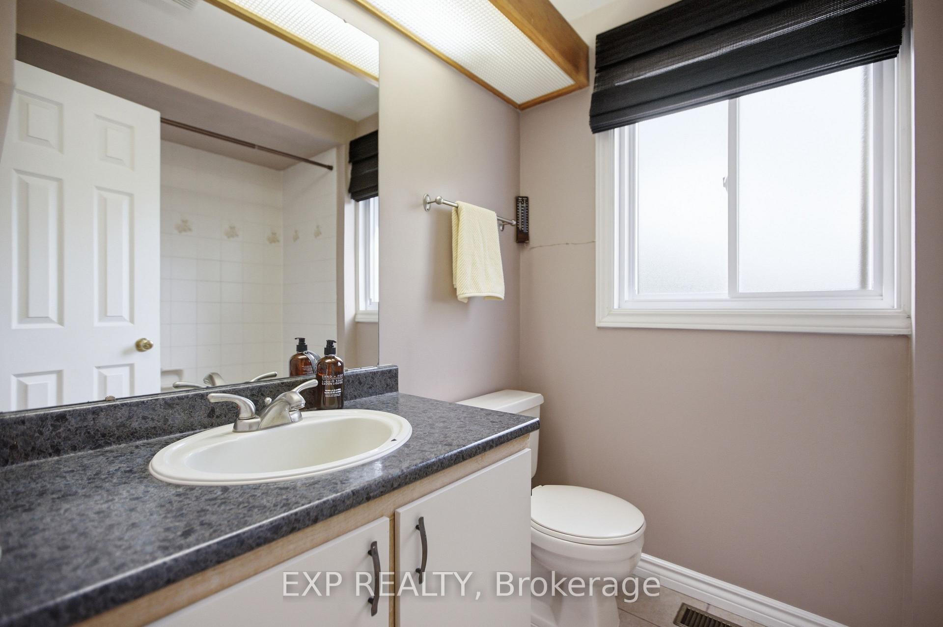 Photo 33 of 42 Valley Ridge Street, Ottawa, Borden Farm/Stewart Farm/Carleton Heights/Parkwood Hills — HOMEH