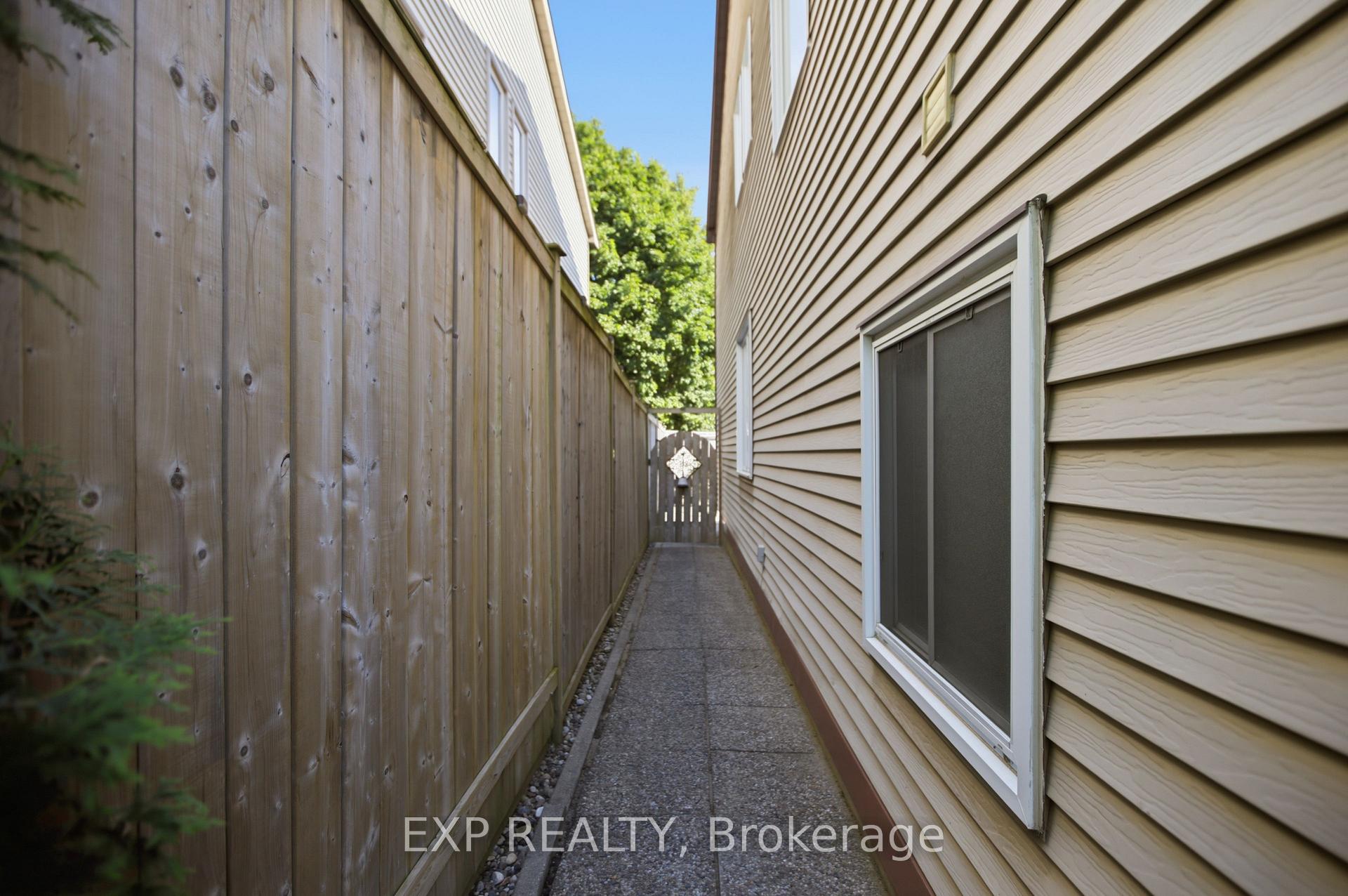 Photo 41 of 42 Valley Ridge Street, Ottawa, Borden Farm/Stewart Farm/Carleton Heights/Parkwood Hills — HOMEH