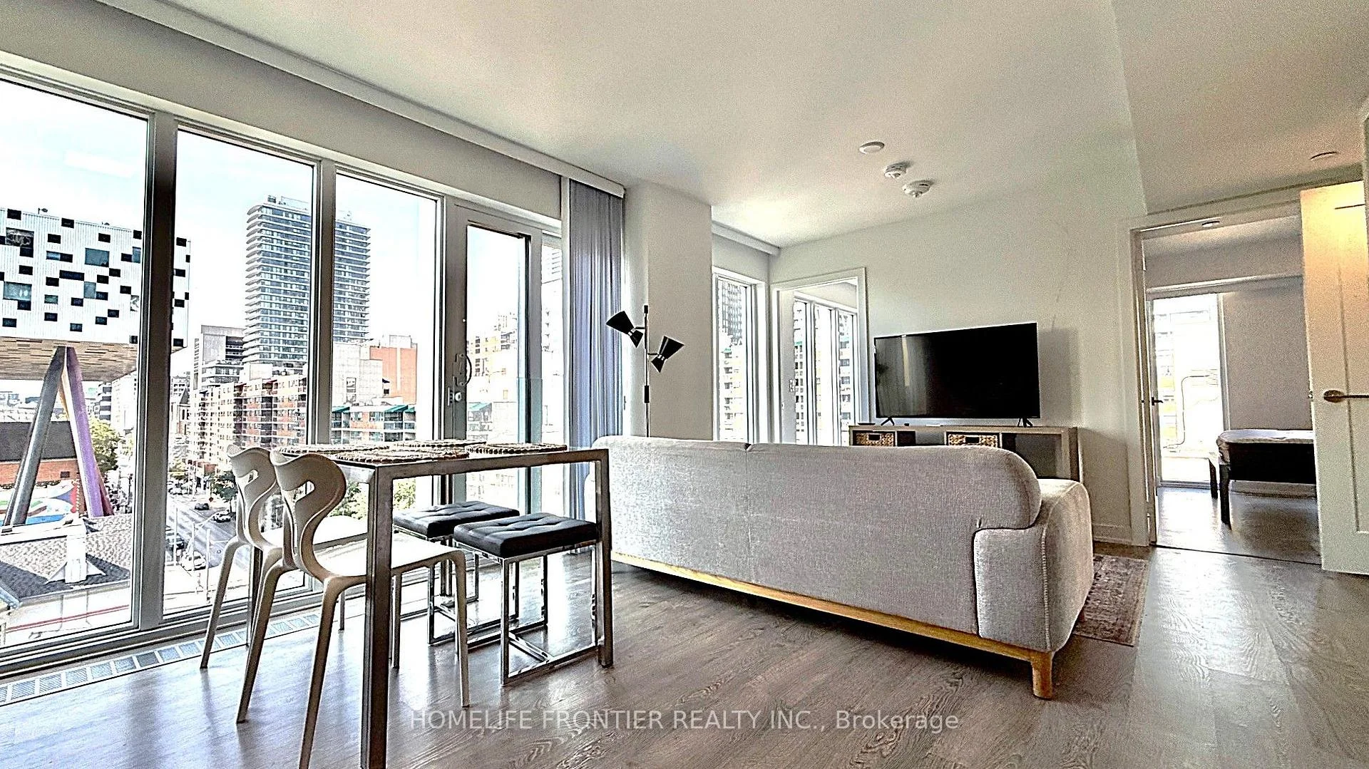 Photo 11 of Unit 805, 50 McCaul Street, Toronto, Kensington-Chinatown — HOMEH