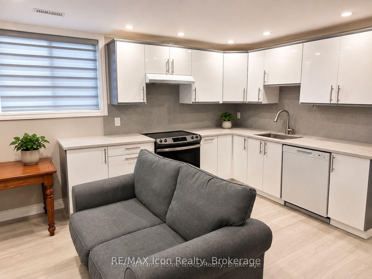 Photo 1 of Unit B, 165 Rockcliffe Drive, Kitchener, Huron Park — HOMEH