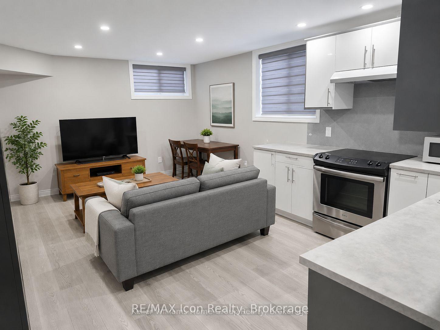 Photo 4 of Unit B, 165 Rockcliffe Drive, Kitchener, Huron Park — HOMEH