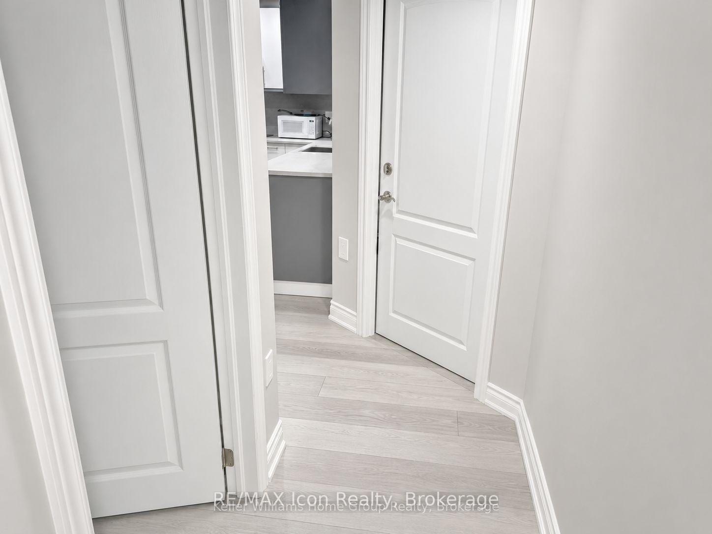 Photo 8 of Unit B, 165 Rockcliffe Drive, Kitchener, Huron Park — HOMEH
