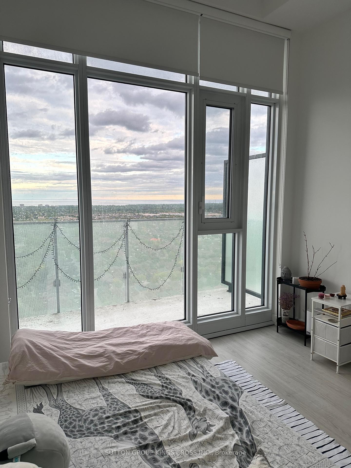 Photo 39 of Unit 2504, 3883 Quartz Road, Mississauga, City Centre — HOMEH