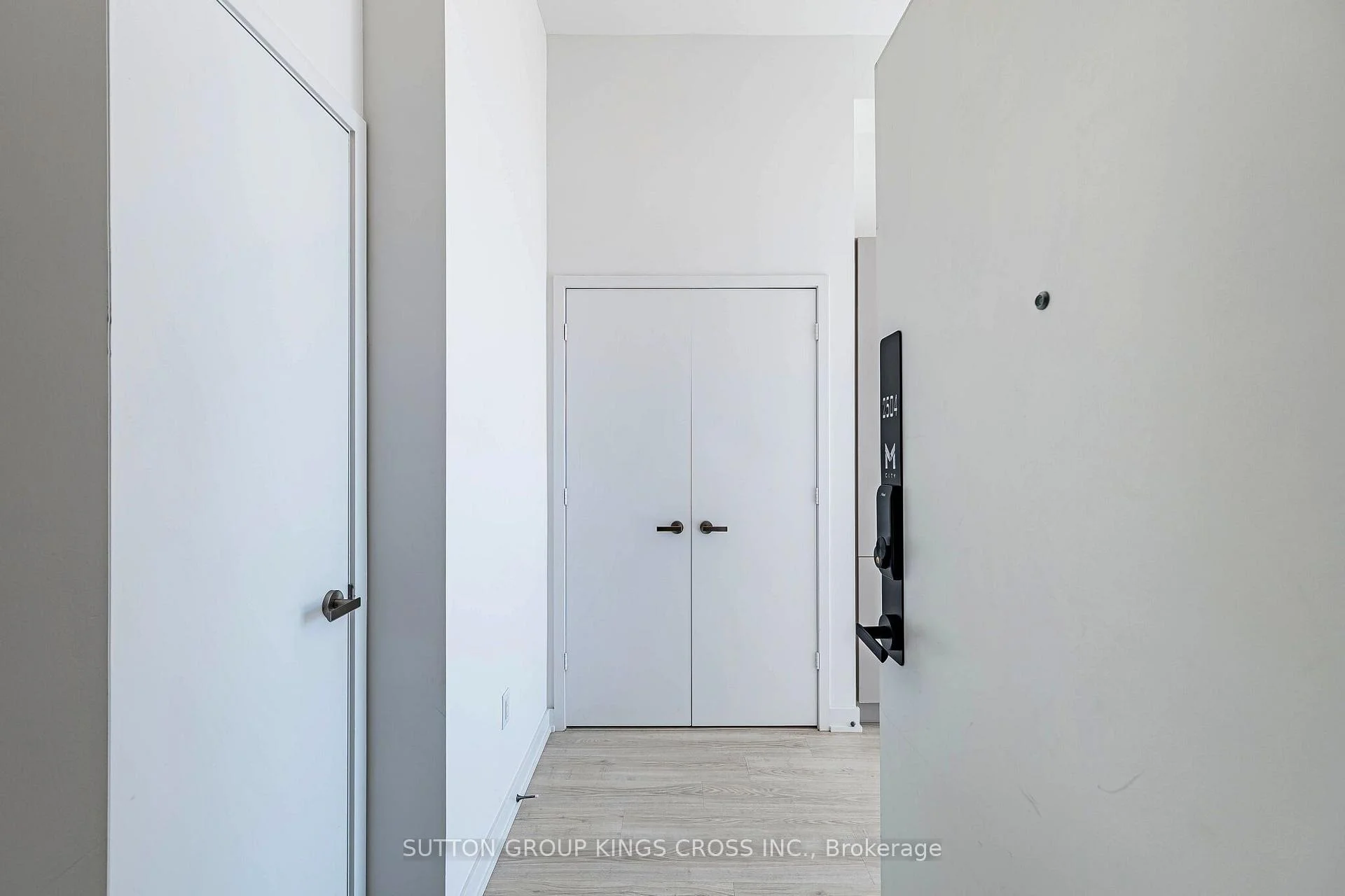 Photo 12 of Unit 2504, 3883 Quartz Road, Mississauga, City Centre — HOMEH