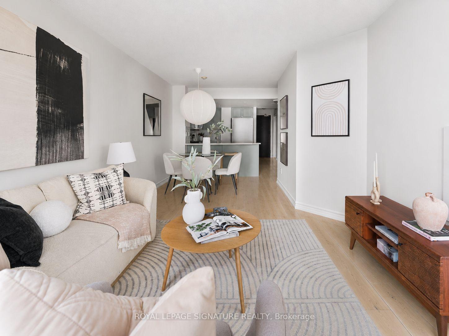 Photo 3 of Unit 1102, 231 Fort York Boulevard, Toronto, Niagara — HOMEH