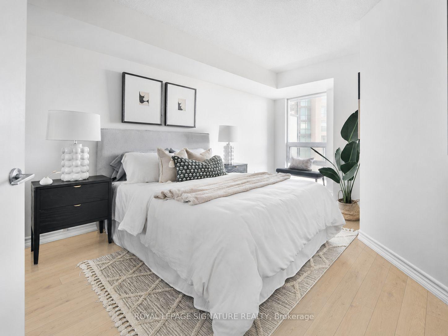 Photo 7 of Unit 1102, 231 Fort York Boulevard, Toronto, Niagara — HOMEH