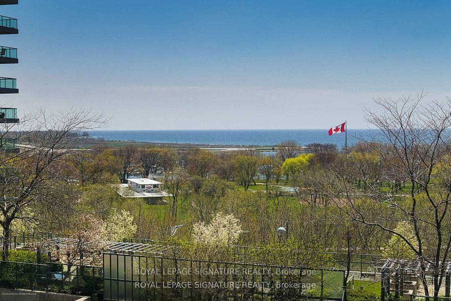 Photo 11 of Unit 1102, 231 Fort York Boulevard, Toronto, Niagara — HOMEH