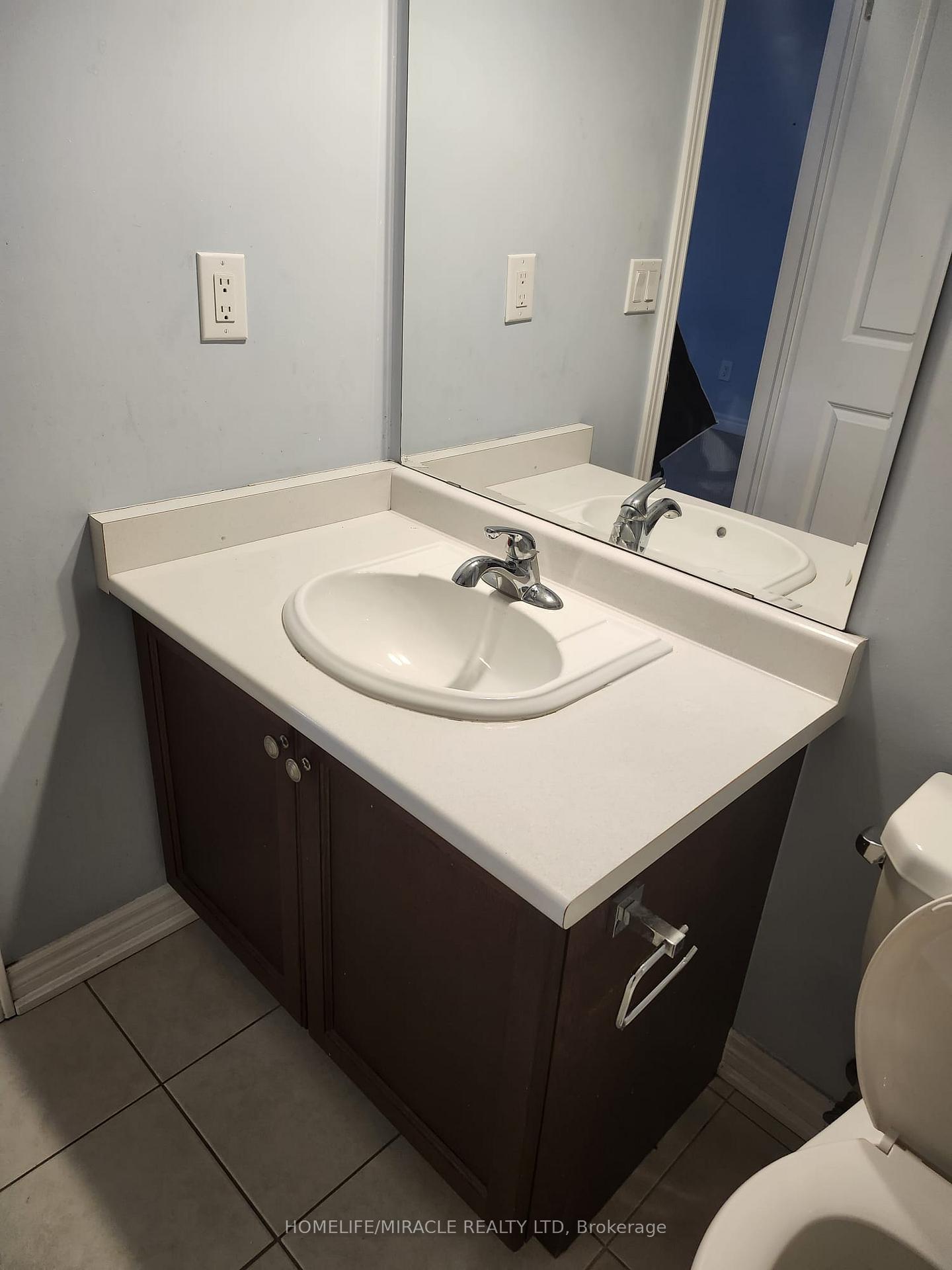 Photo 26 of 12 Pearman Crescent, Brampton, Brampton West — HOMEH