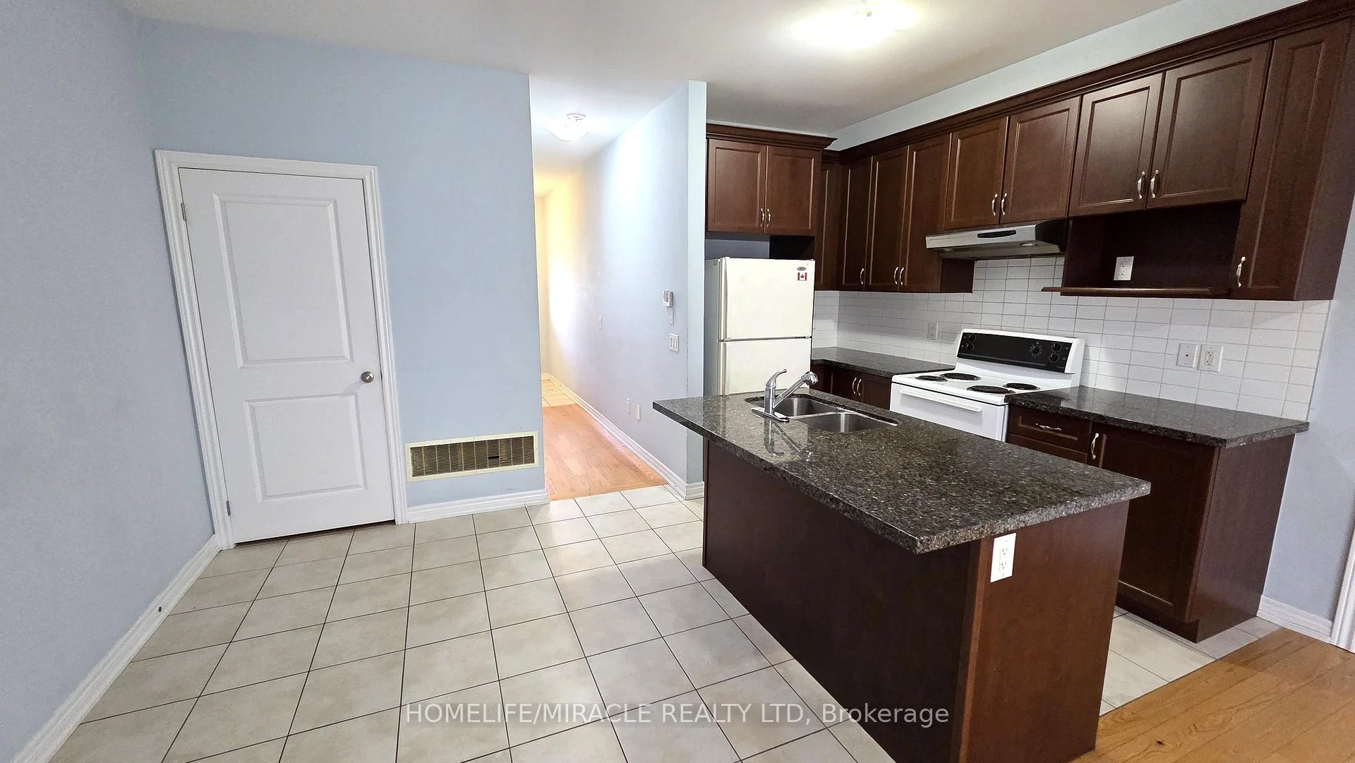 Photo 17 of 12 Pearman Crescent, Brampton, Brampton West — HOMEH