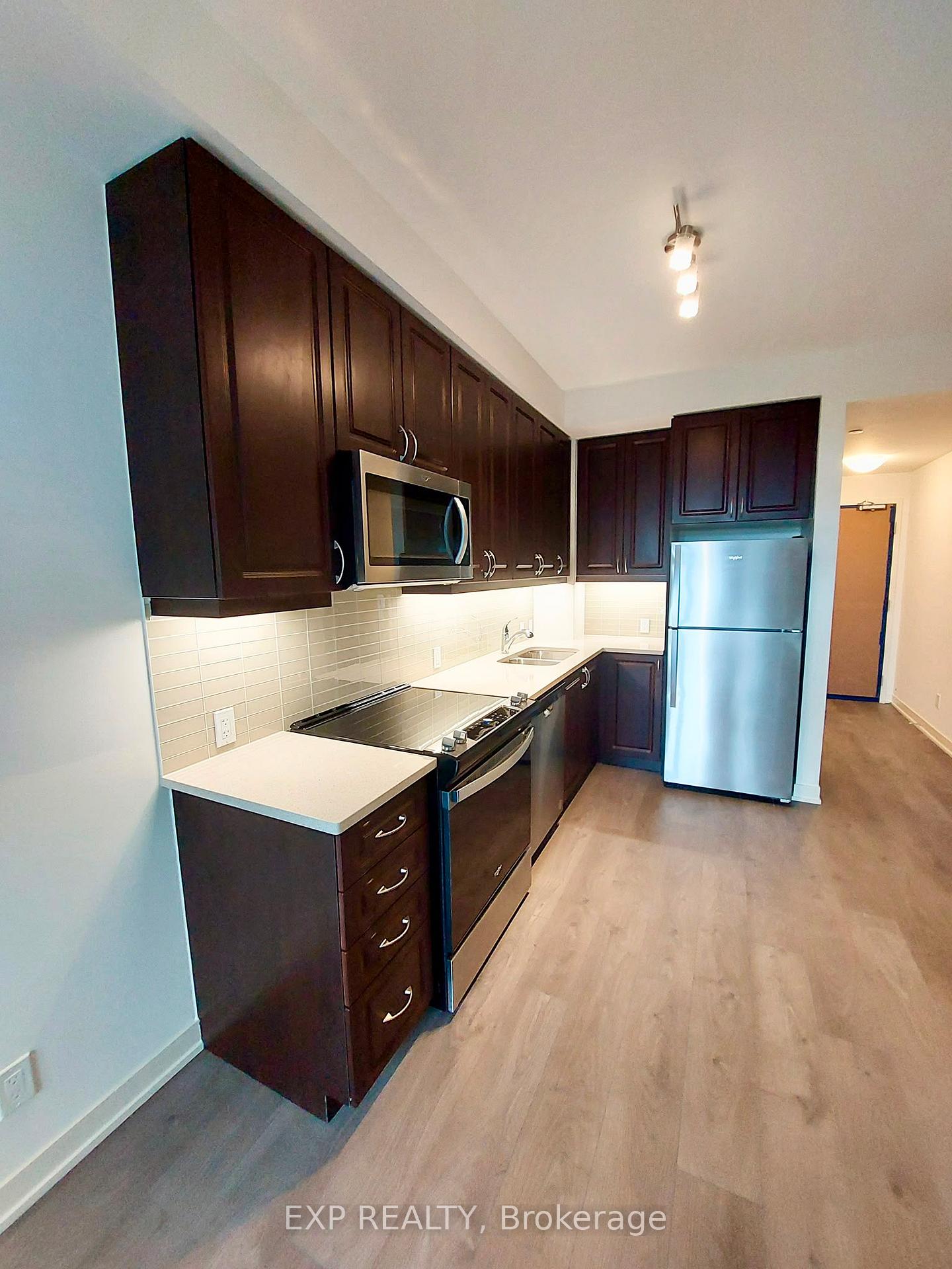 Photo 3 of Unit 1001, 4955 Yonge Street, North York, Willowdale East — HOMEH