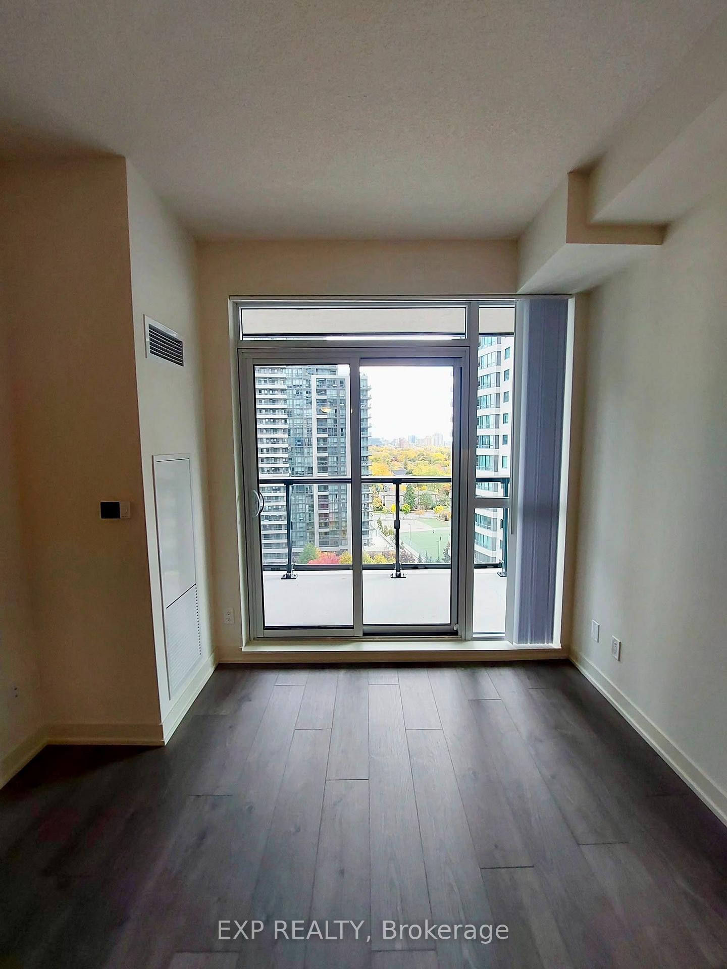 Photo 5 of Unit 1001, 4955 Yonge Street, North York, Willowdale East — HOMEH