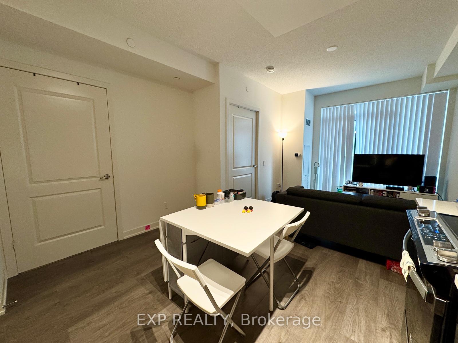 Photo 13 of Unit 1001, 4955 Yonge Street, North York, Willowdale East — HOMEH