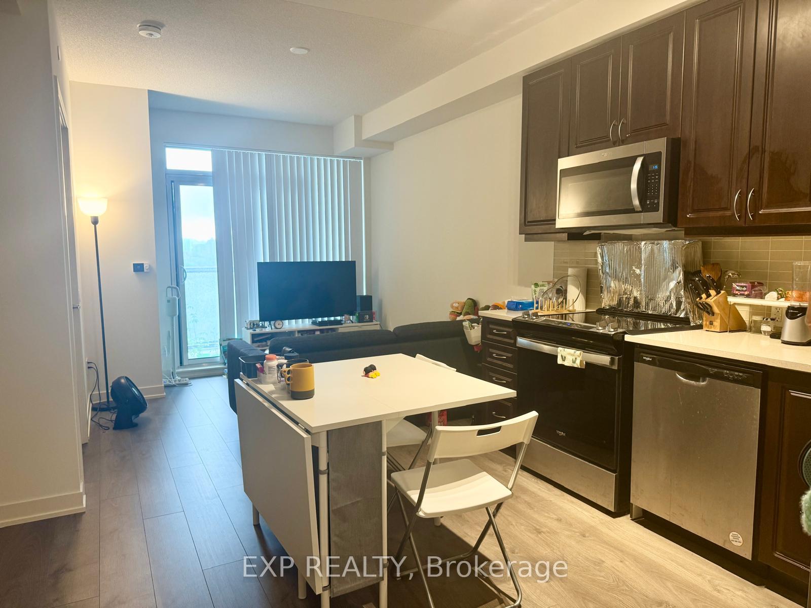 Photo 14 of Unit 1001, 4955 Yonge Street, North York, Willowdale East — HOMEH