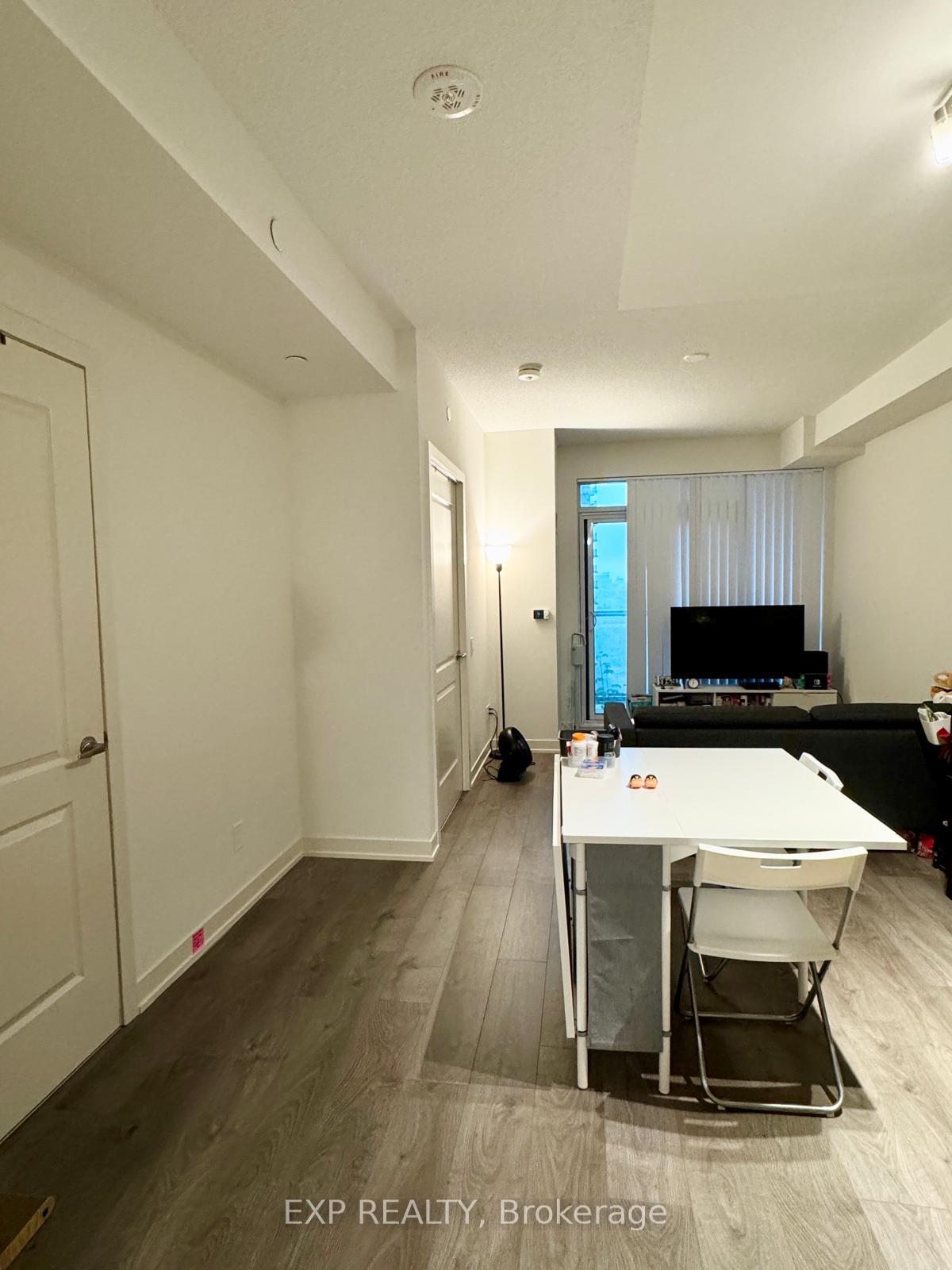 Photo 15 of Unit 1001, 4955 Yonge Street, North York, Willowdale East — HOMEH