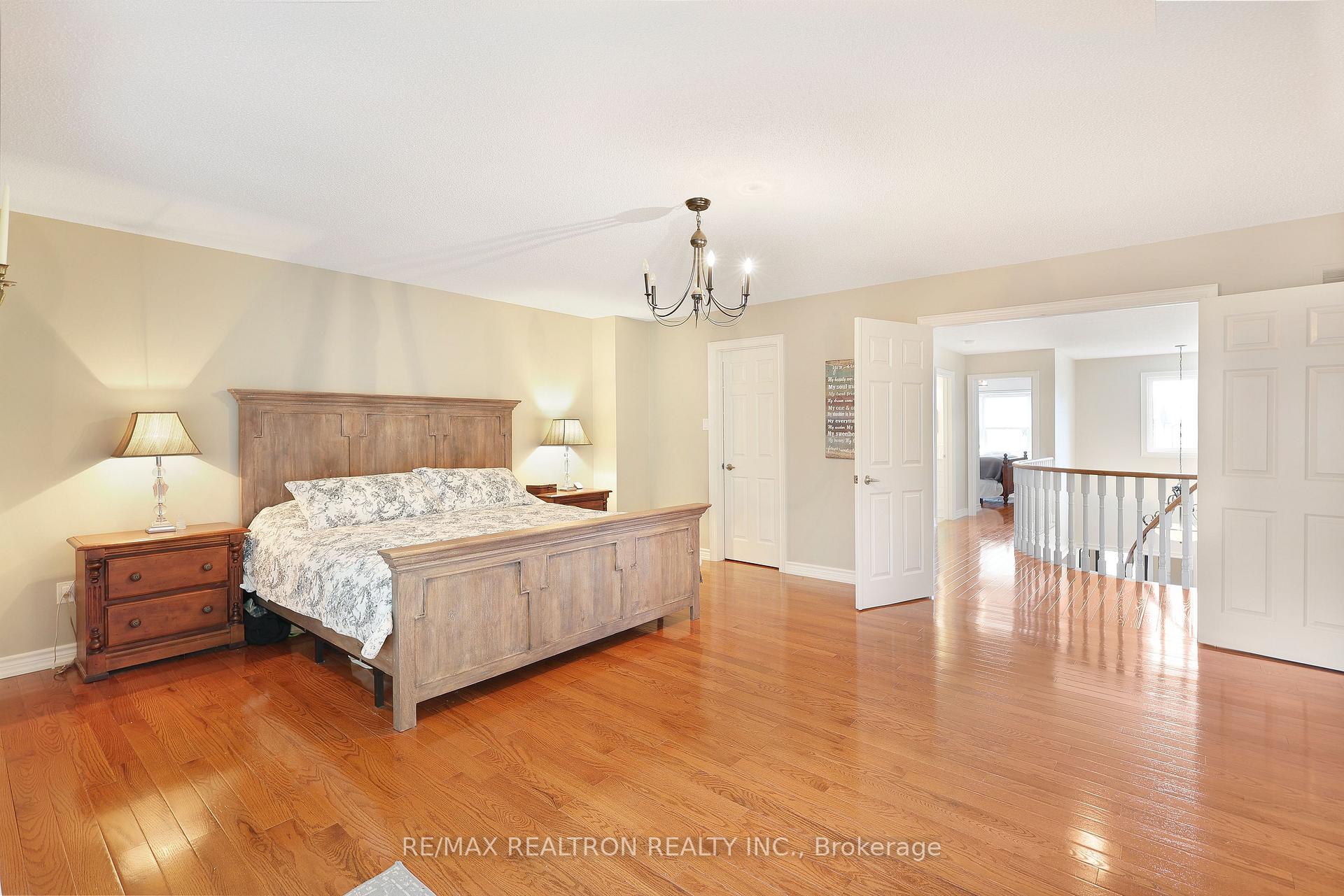 Photo 19 of 6026 Roxbury Road, Mississauga, East Credit — HOMEH