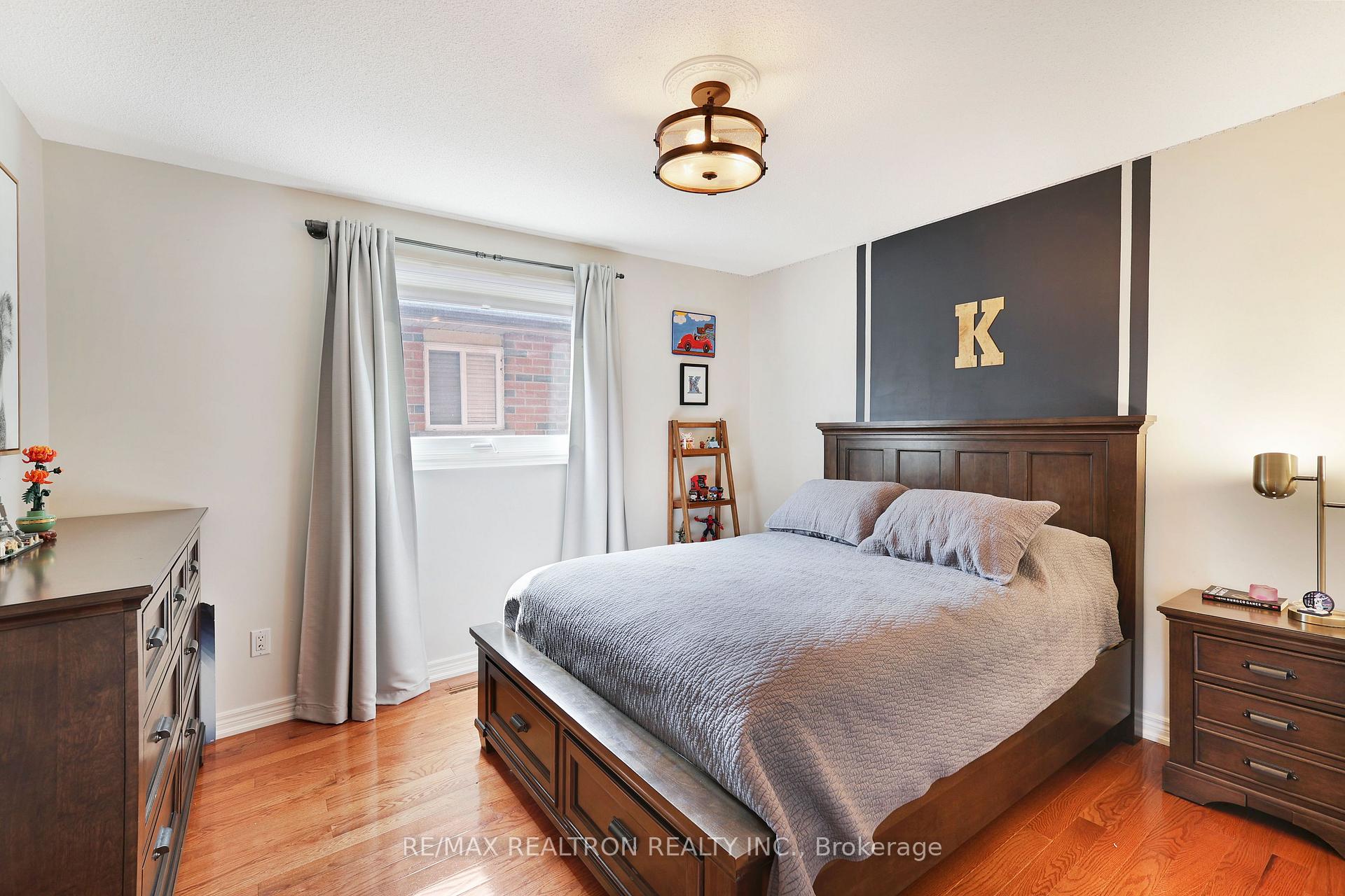 Photo 23 of 6026 Roxbury Road, Mississauga, East Credit — HOMEH