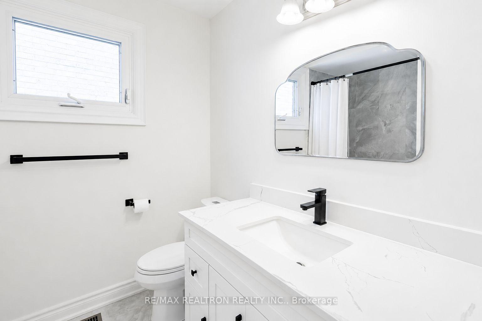 Photo 26 of 6026 Roxbury Road, Mississauga, East Credit — HOMEH