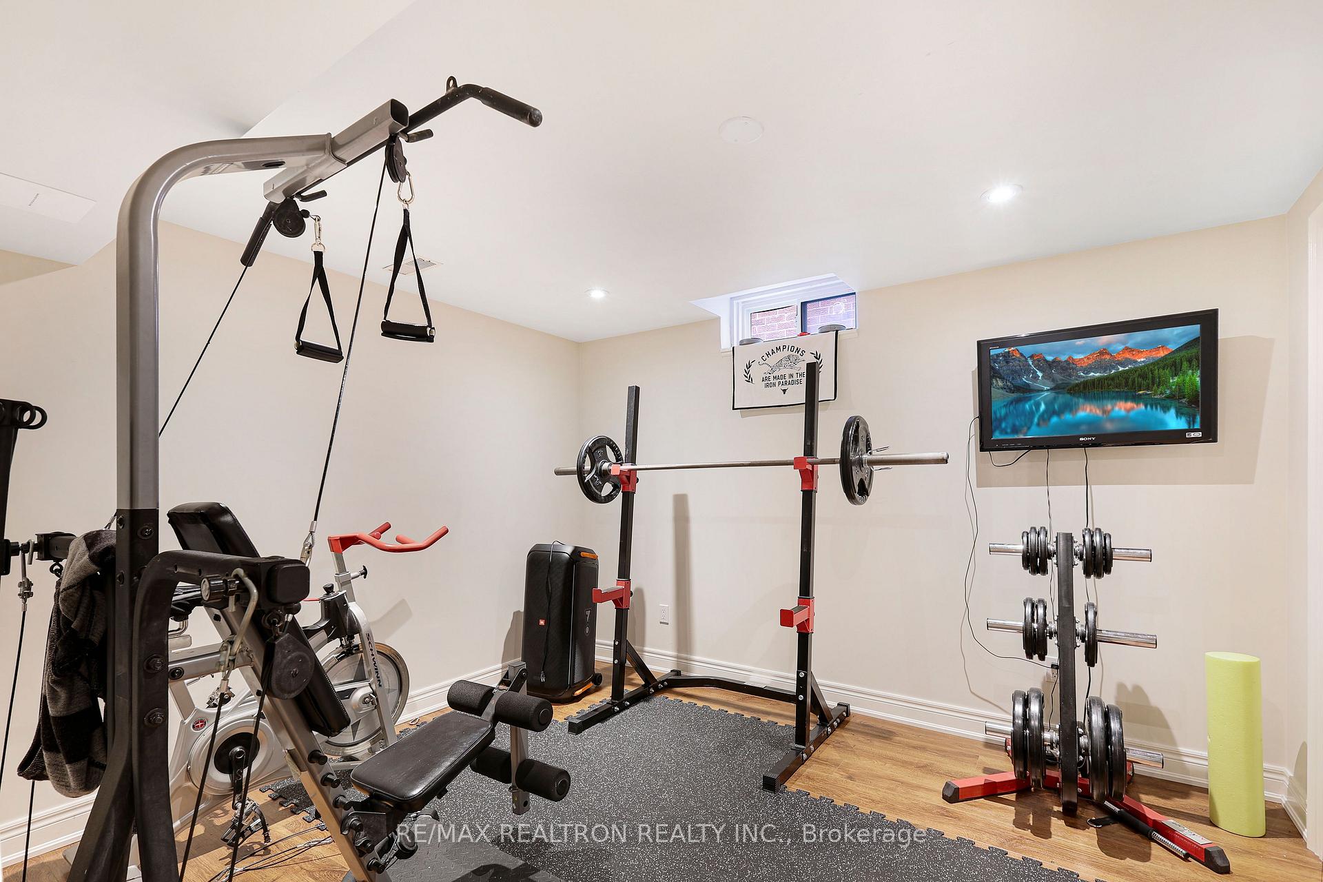 Photo 29 of 6026 Roxbury Road, Mississauga, East Credit — HOMEH