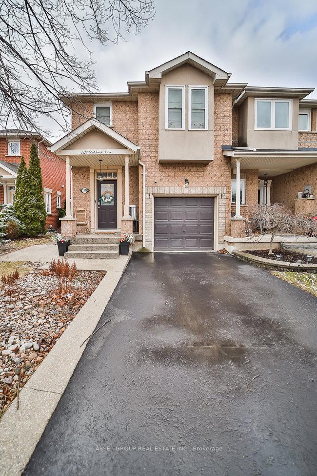 Photo 2 of 2378 Dalebrook Drive, Oakville, Wedgewood Creek — HOMEH