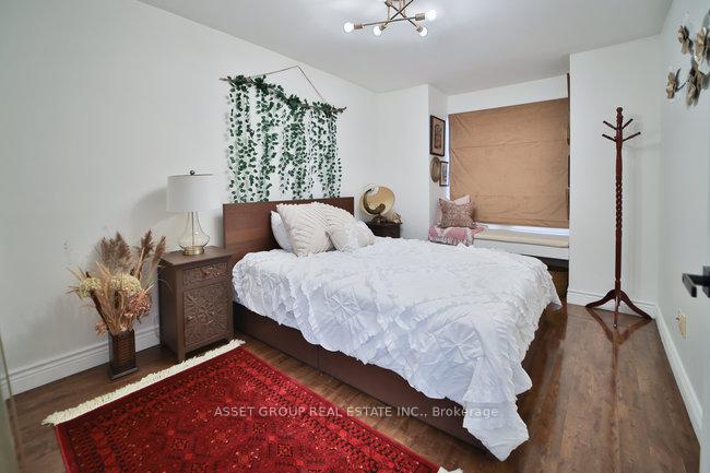 Photo 22 of 2378 Dalebrook Drive, Oakville, Wedgewood Creek — HOMEH