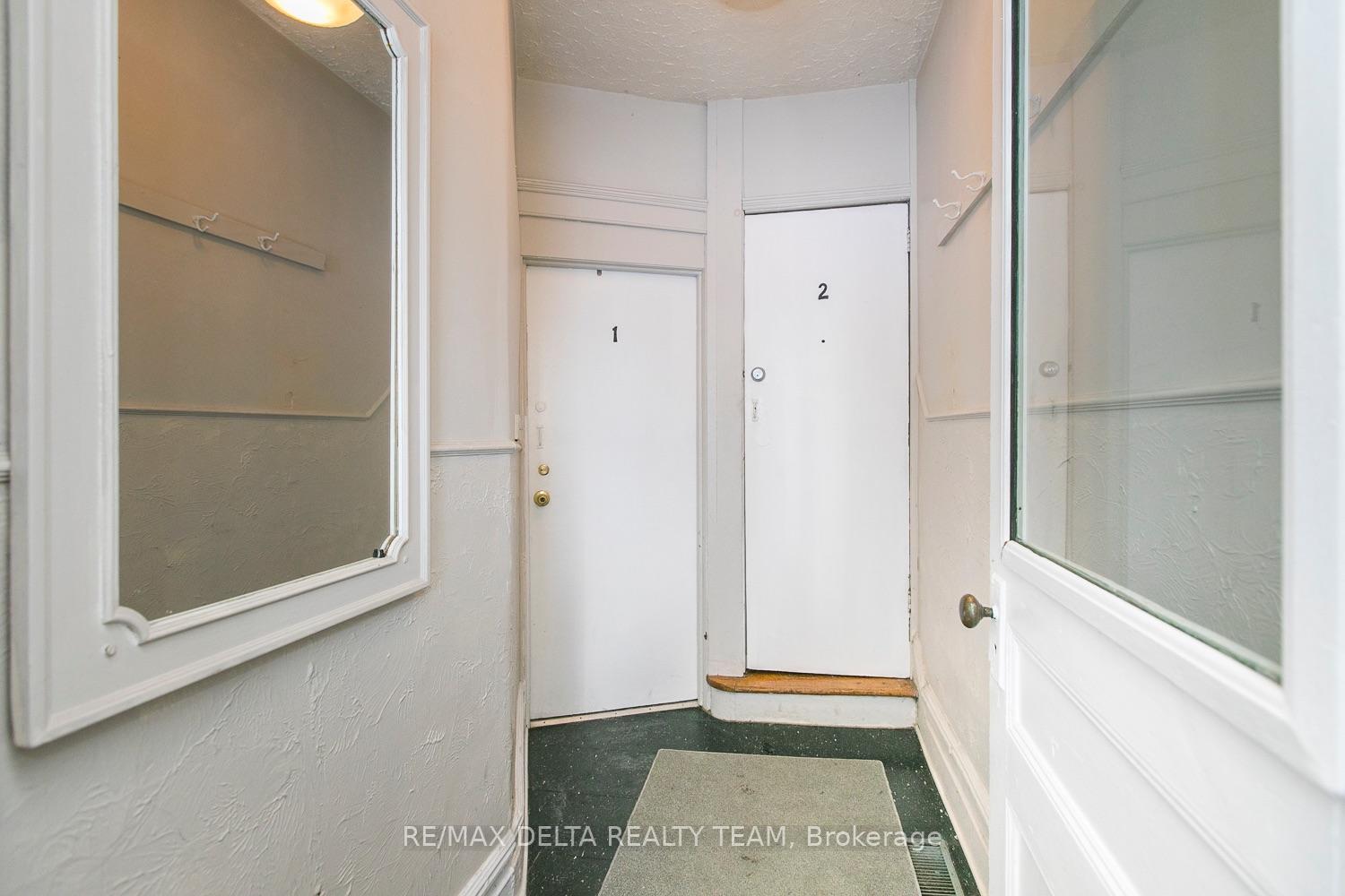 Photo 3 of 27 Perkins Street, Ottawa, West Centre Town — HOMEH
