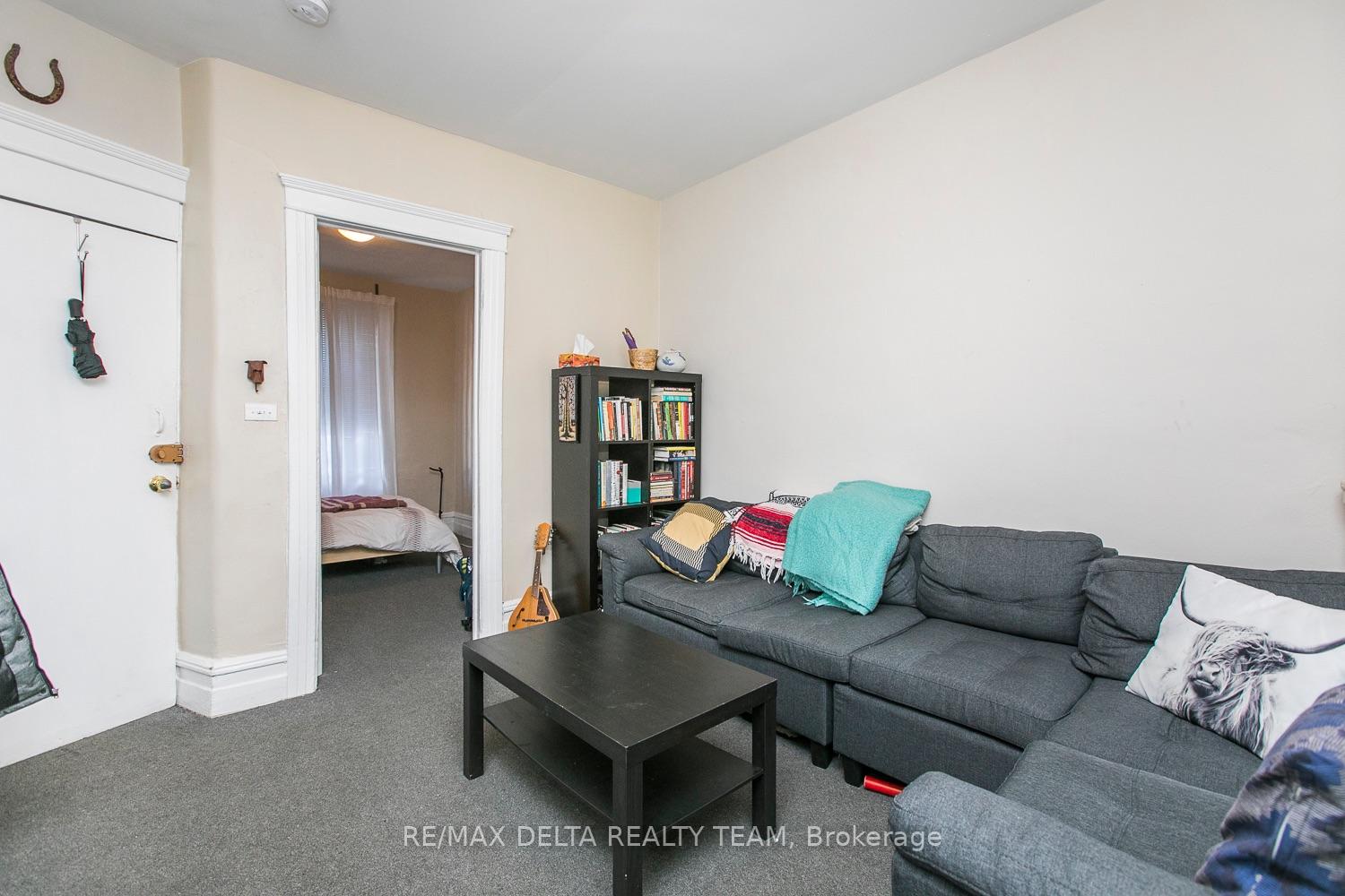 Photo 4 of 27 Perkins Street, Ottawa, West Centre Town — HOMEH