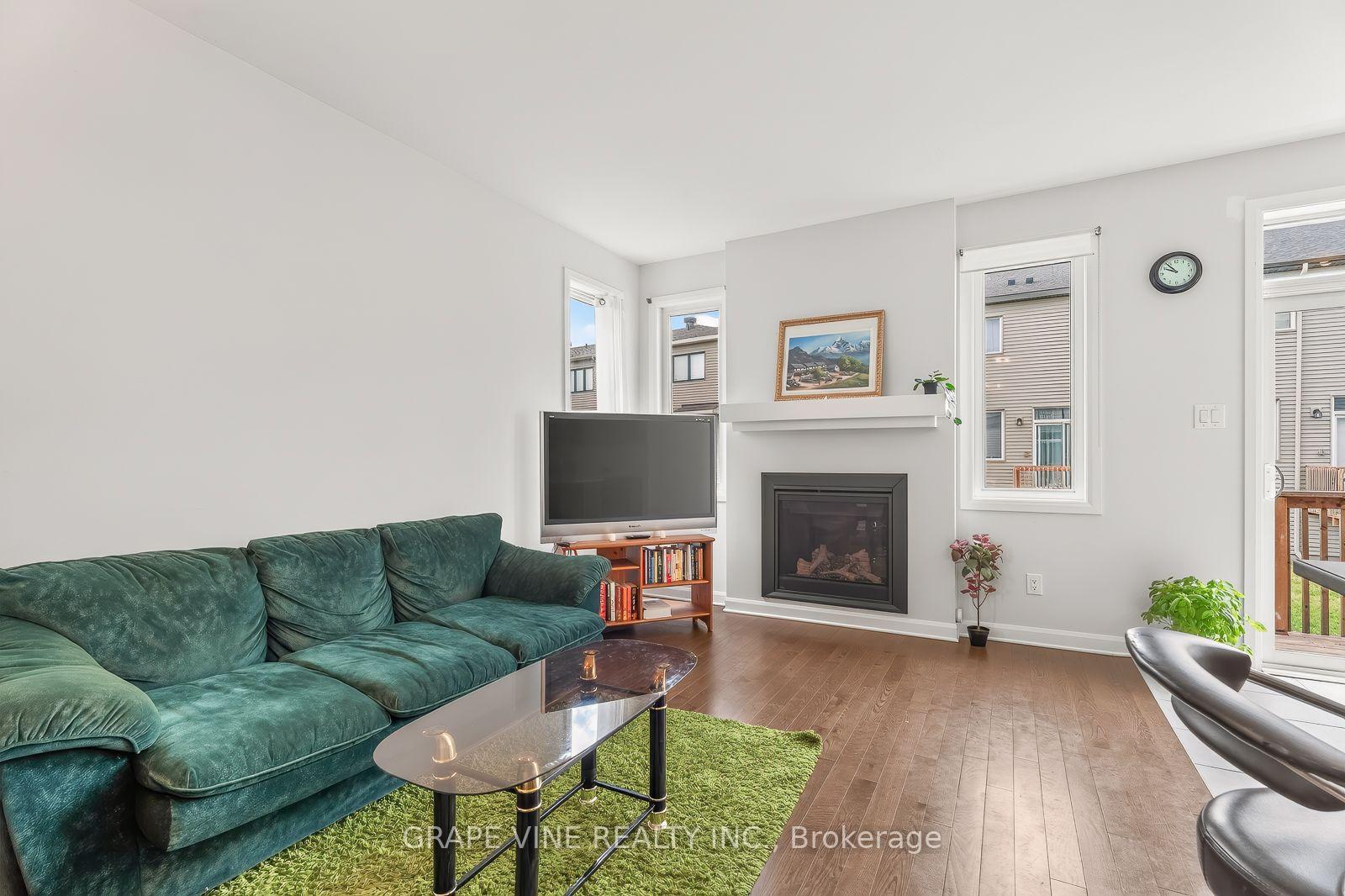 Photo 17 of 533 Winterset Road, Ottawa, Kanata - Kanata Lakes/Heritage Hills — HOMEH