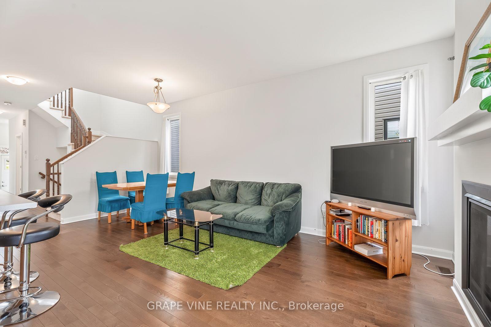 Photo 18 of 533 Winterset Road, Ottawa, Kanata - Kanata Lakes/Heritage Hills — HOMEH