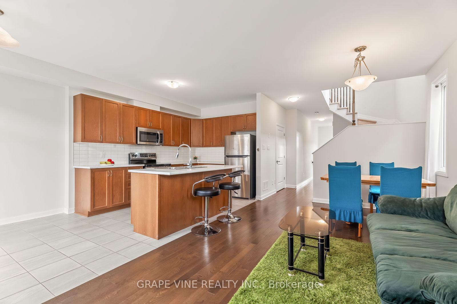 Photo 19 of 533 Winterset Road, Ottawa, Kanata - Kanata Lakes/Heritage Hills — HOMEH