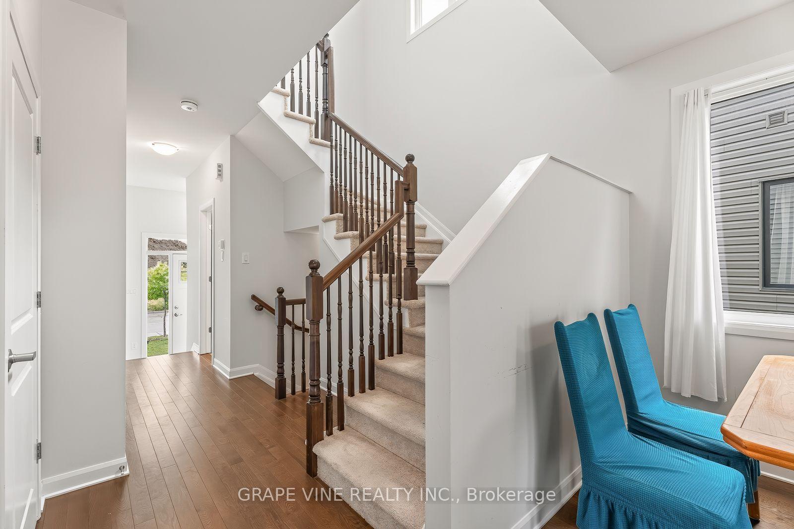 Photo 22 of 533 Winterset Road, Ottawa, Kanata - Kanata Lakes/Heritage Hills — HOMEH