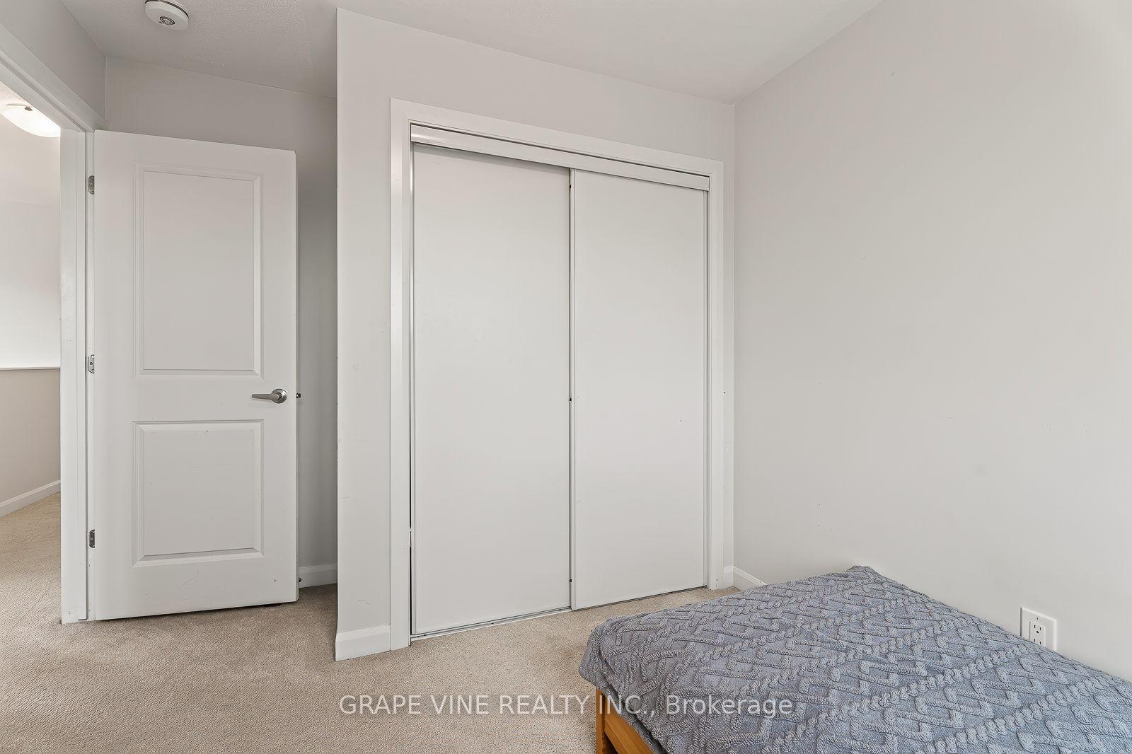 Photo 33 of 533 Winterset Road, Ottawa, Kanata - Kanata Lakes/Heritage Hills — HOMEH