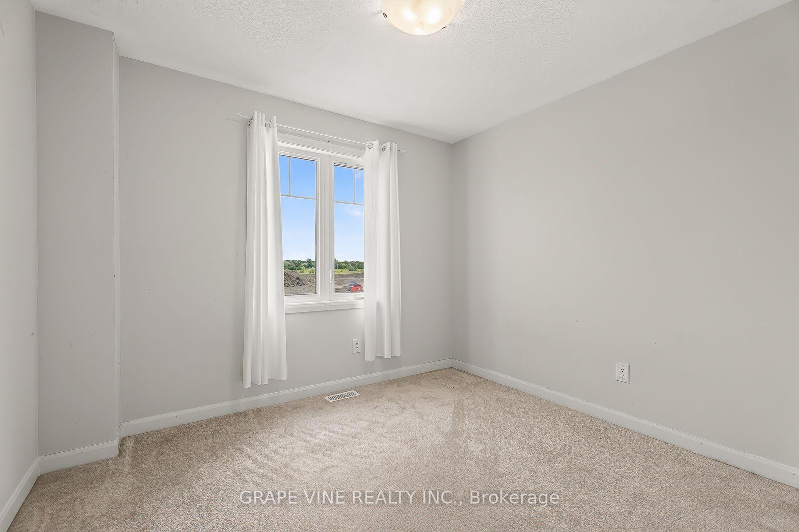 Photo 35 of 533 Winterset Road, Ottawa, Kanata - Kanata Lakes/Heritage Hills — HOMEH