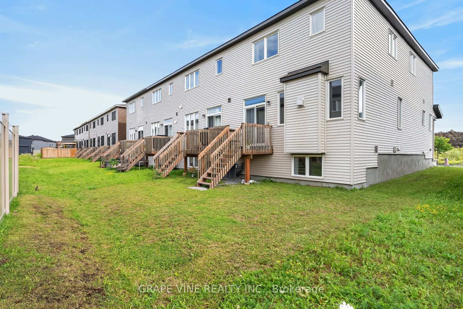 Photo 39 of 533 Winterset Road, Ottawa, Kanata - Kanata Lakes/Heritage Hills — HOMEH