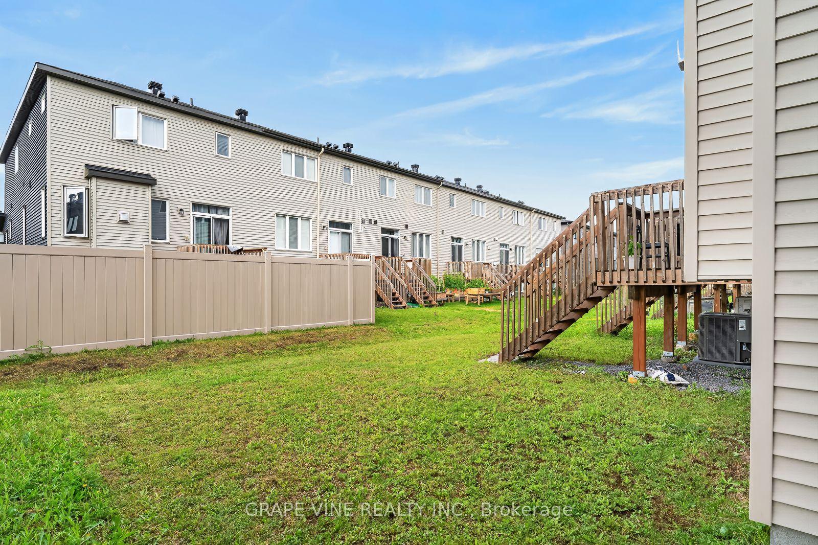 Photo 40 of 533 Winterset Road, Ottawa, Kanata - Kanata Lakes/Heritage Hills — HOMEH