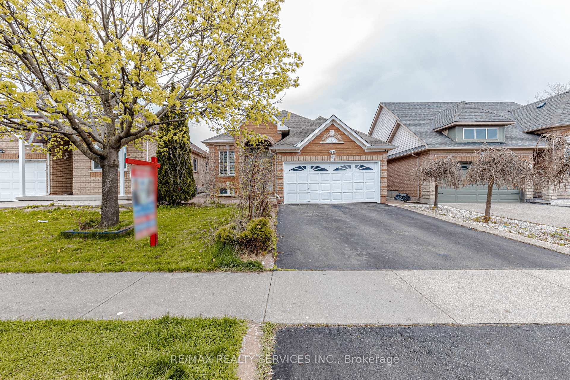 Photo 1 of 3 Orchid Drive, Brampton, Northwest Sandalwood Parkway — HOMEH