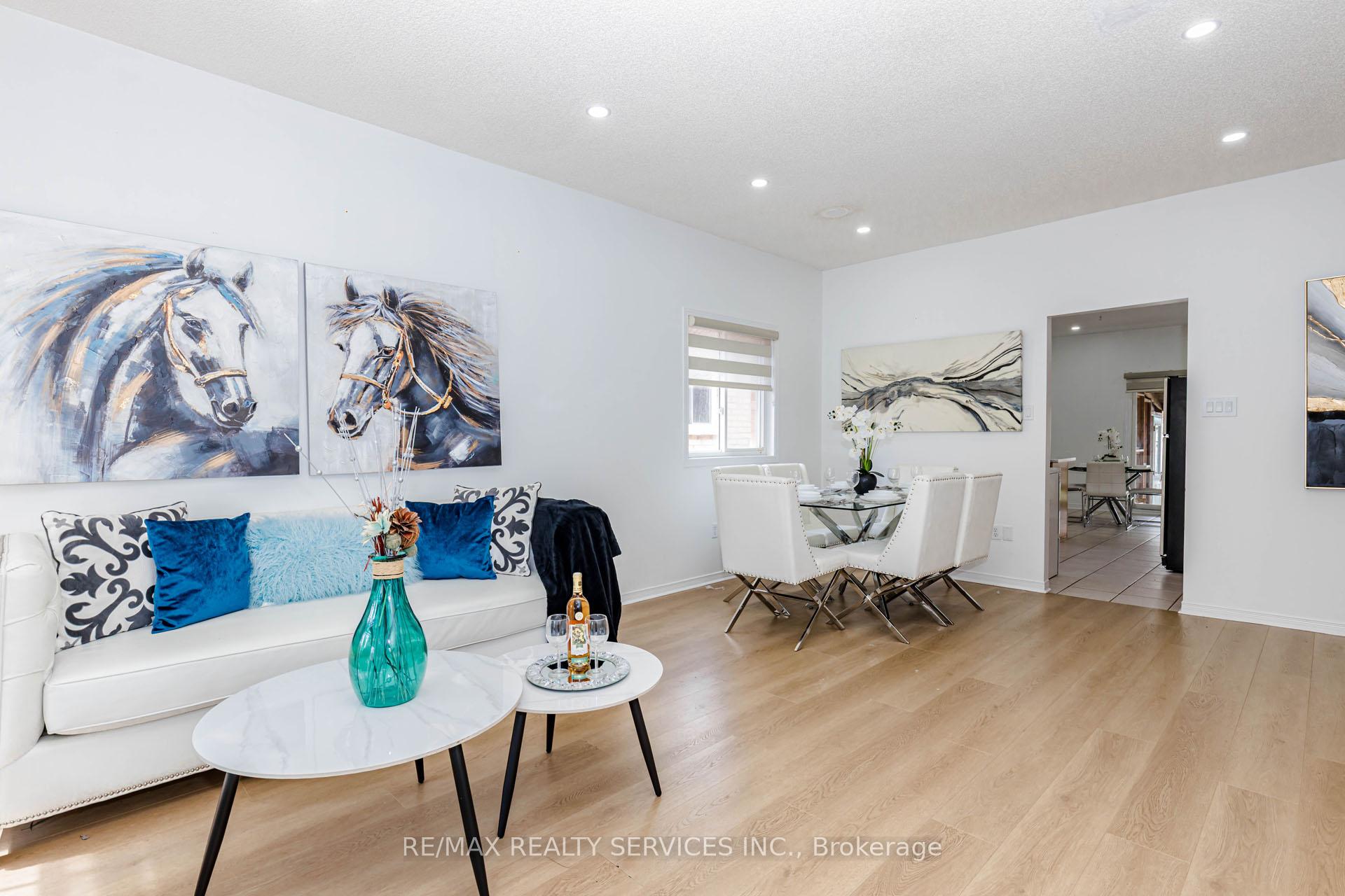 Photo 6 of 3 Orchid Drive, Brampton, Northwest Sandalwood Parkway — HOMEH