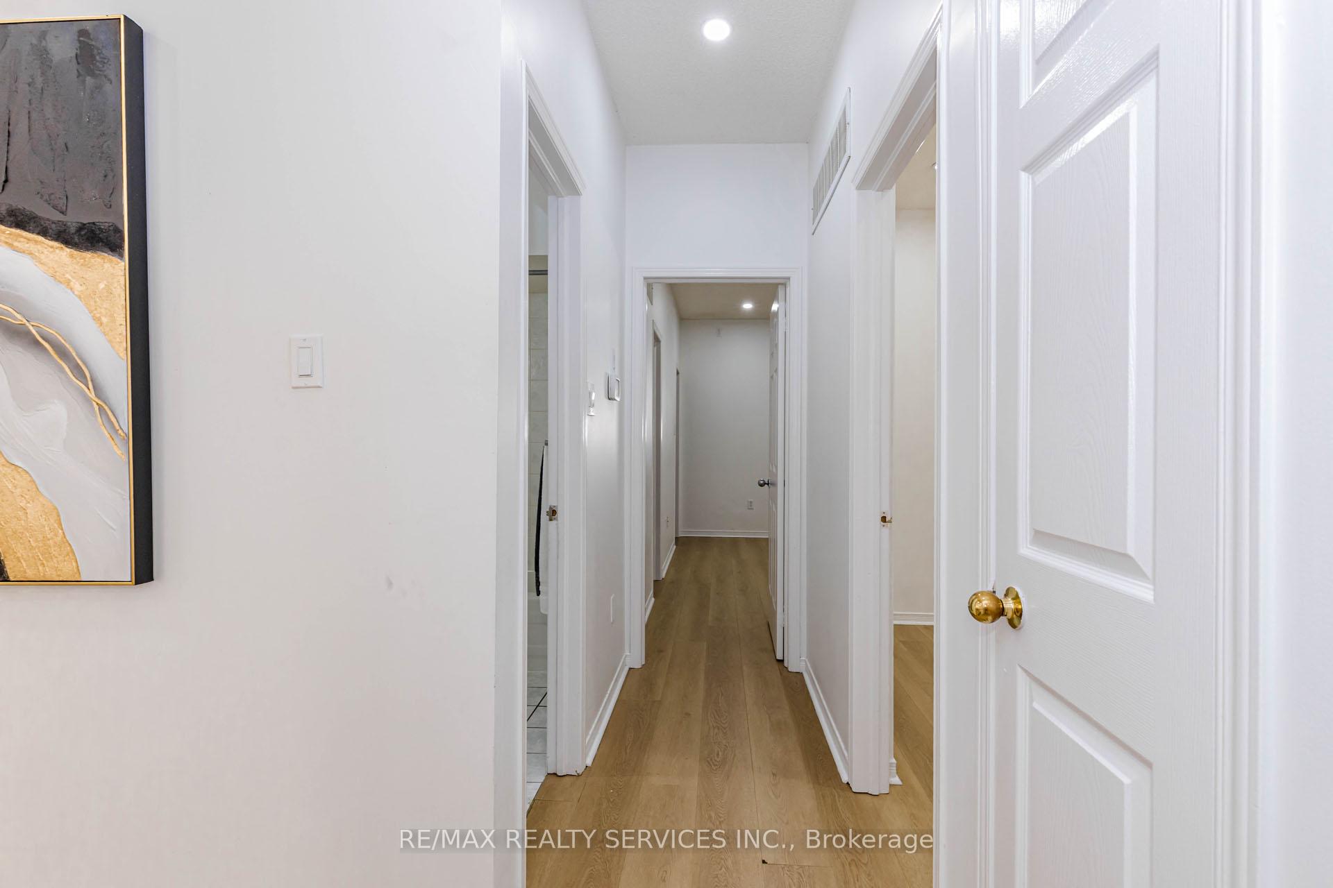 Photo 20 of 3 Orchid Drive, Brampton, Northwest Sandalwood Parkway — HOMEH