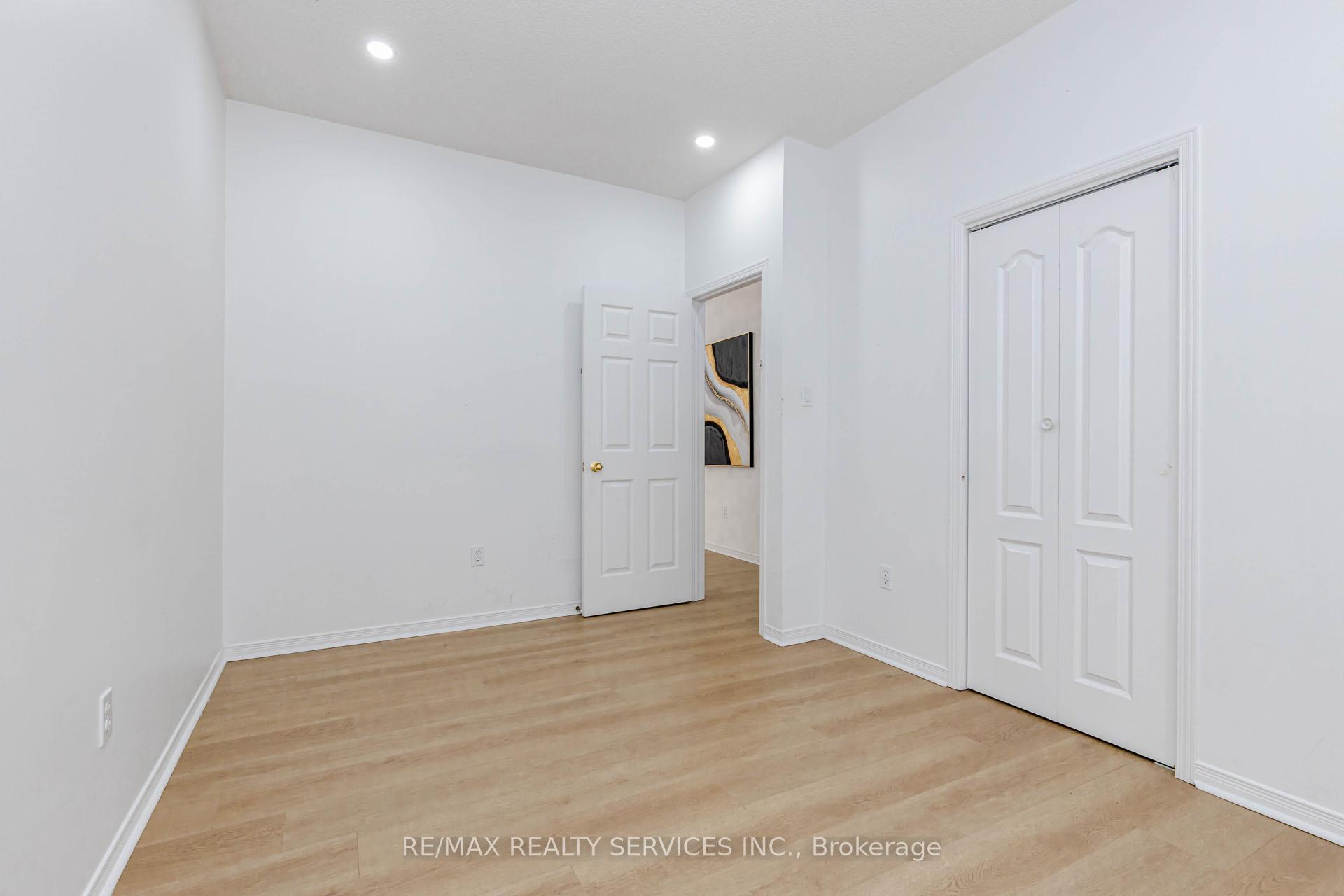 Photo 26 of 3 Orchid Drive, Brampton, Northwest Sandalwood Parkway — HOMEH