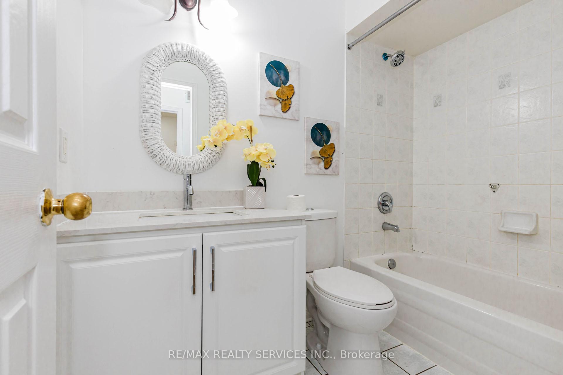 Photo 28 of 3 Orchid Drive, Brampton, Northwest Sandalwood Parkway — HOMEH