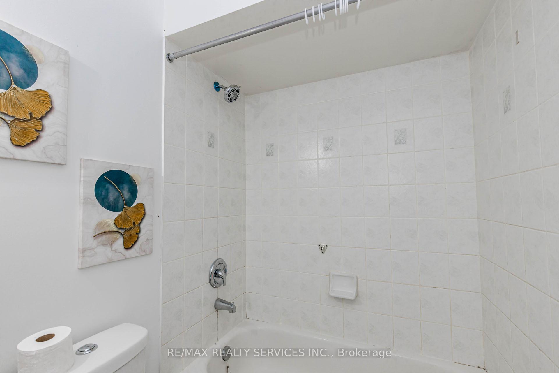 Photo 29 of 3 Orchid Drive, Brampton, Northwest Sandalwood Parkway — HOMEH